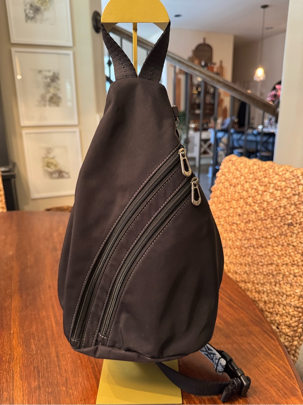 Sakroots On The Go Sling Backpack Eco Twill Black Adjustable Sling Strap - Picture 3 of 11